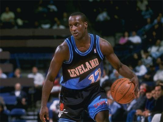 斯发出威胁 斯发出威胁