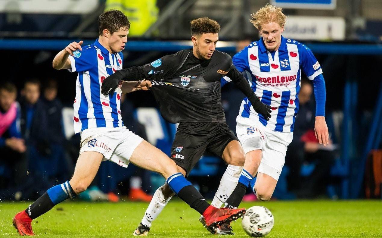 球员心理状 球员心理状